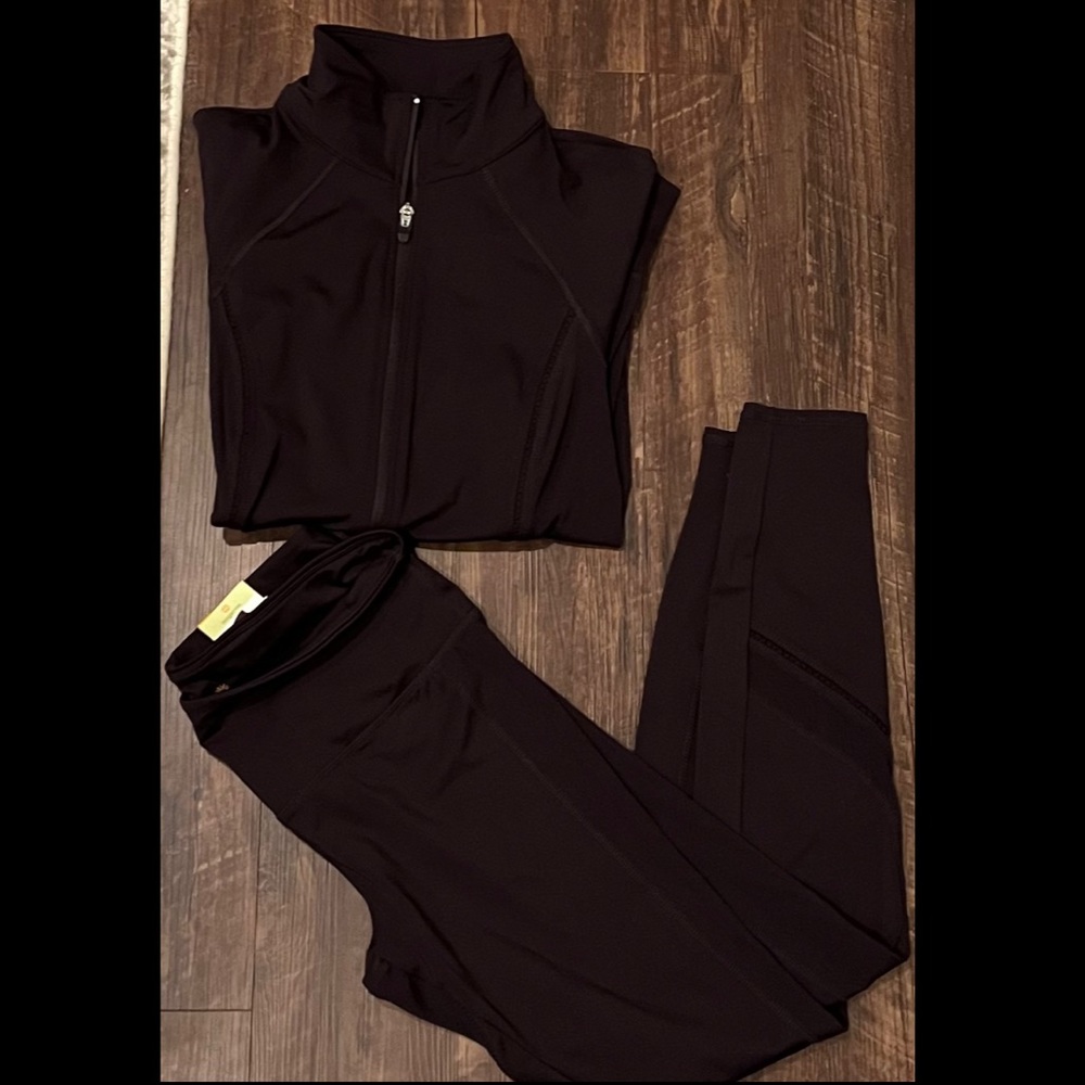 New With Tags Activewear Set Leggings Jacket Purple Medium
